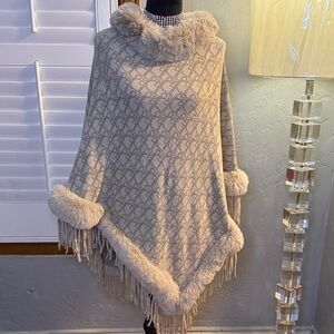 Elegant Beige Patterned Women's Sweater
